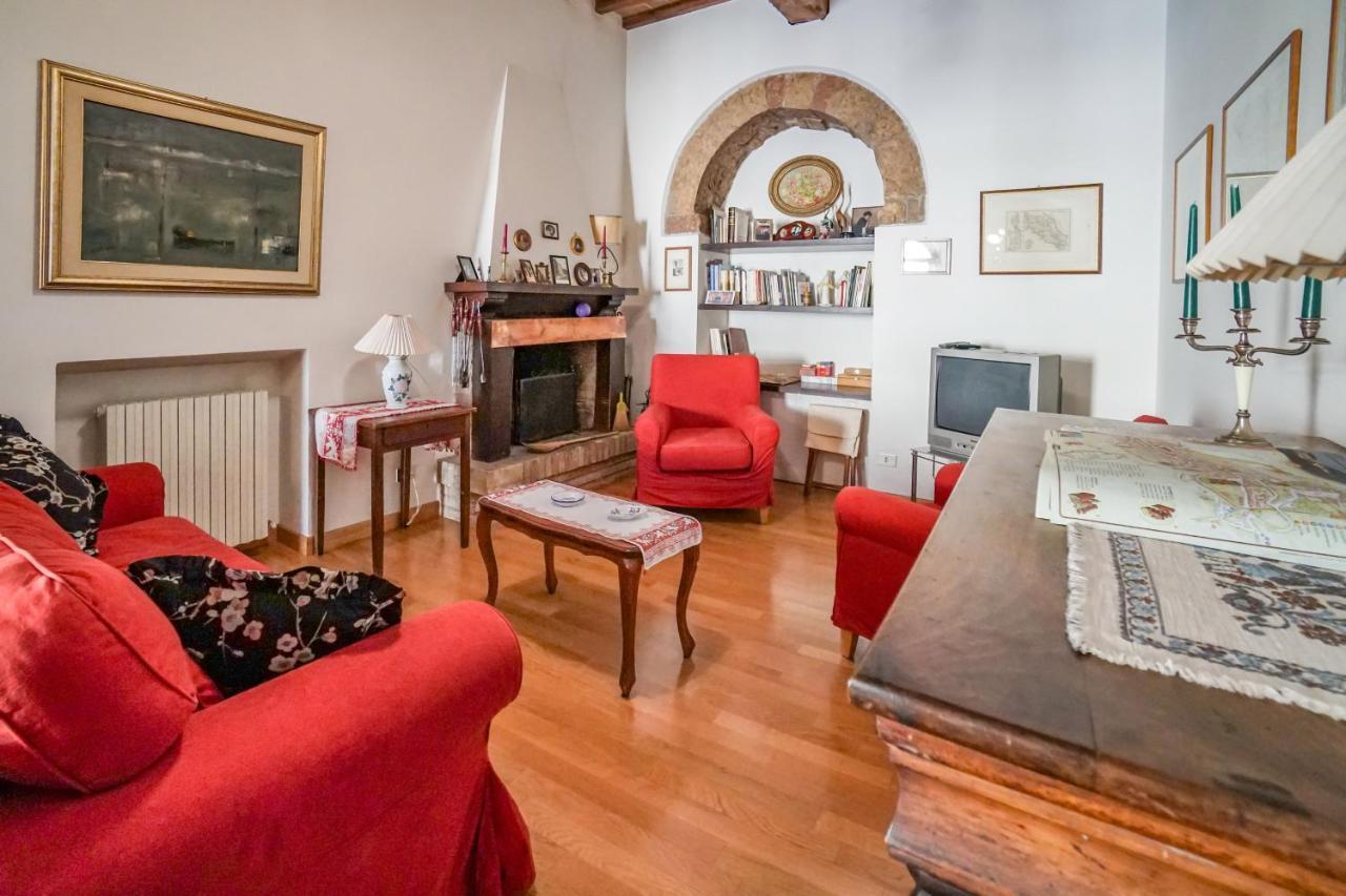 Ogni Finestra E Un Quadro - Appartamento Ad אסיסי מראה חיצוני תמונה